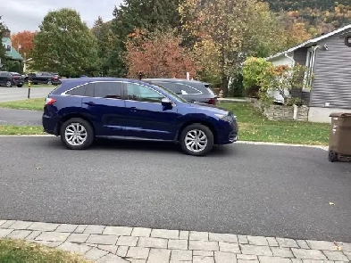 ENTREPOSAGE POUR VÉHICULE Image# 1