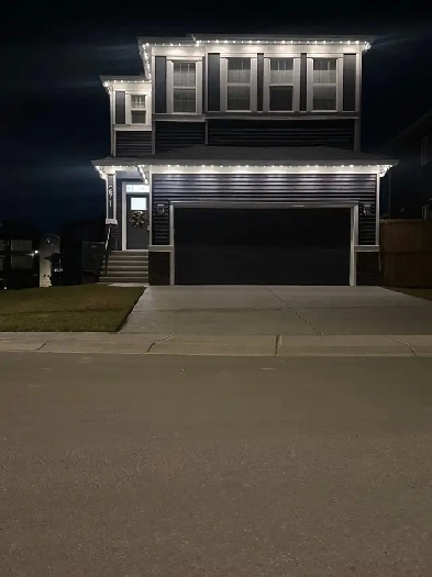4 Bed 3.5bath House for sale in Chestermere Alberta. Image# 4