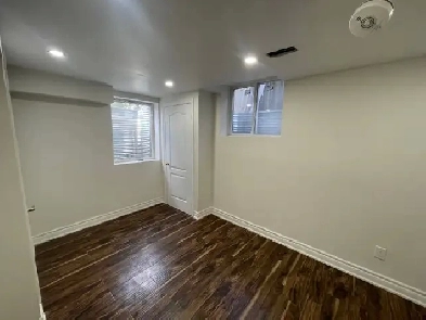 2 bedroom legal basement Image# 1
