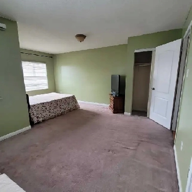 room for rent Image# 1