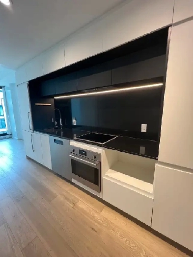 Condo (studio) à louer Montréal, Griffintown Image# 1