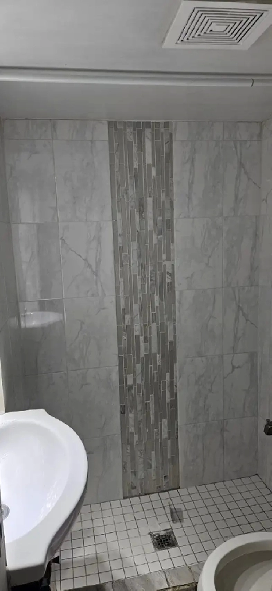 2 BEDROOM BASEMENT APARTMENT FOR RENT! Image# 1