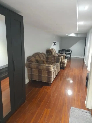 Basement rent Scarborough $1800 Image# 1