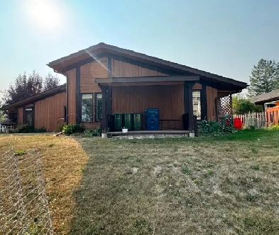 Cozy 2-Bed Invermere Condo - Walk to Town! MLS 10361932 Image# 9