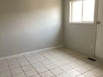 Townhouse for rent Image# 1