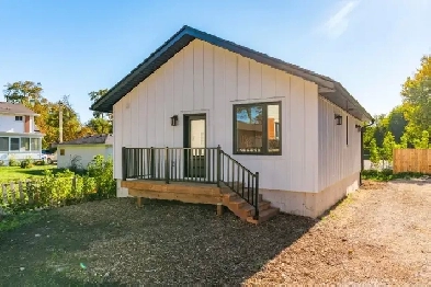 2 Bedroom Bungalow Downtown Guelph Image# 1