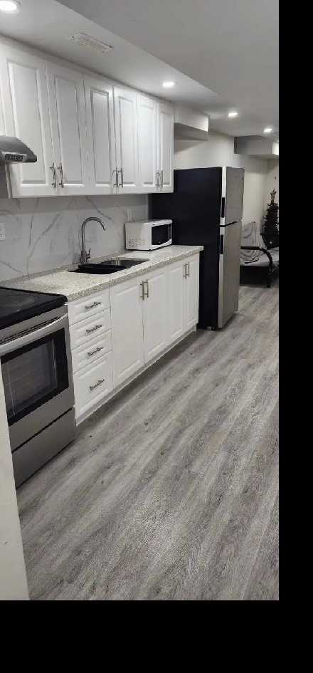 (Furnished) Shared Room in basement apartment, Brampton- Nov 1 Image# 1