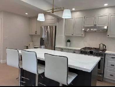 Furnished 4bedrooms house near Trillium Hospital for rent Image# 1