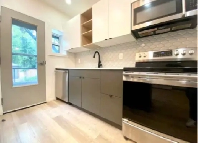 Newly Renovated 2-Bedroom Apartment in Hamilton - $1,895 Image# 1