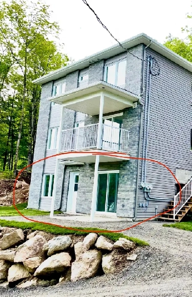 Appartement 1 chambre à louer Val-des-Monts Image# 1