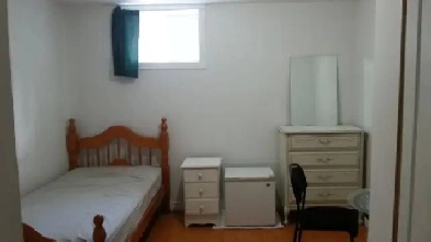 Room for rent, can be private or sheared,Sheppard /Warden, Senec Image# 1