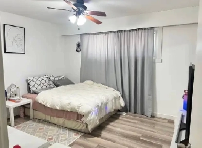 2 girls needed for master bedroom in a 4 bedroom house Image# 3