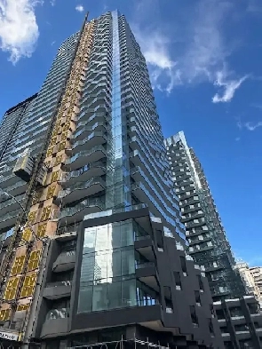 Bachelor / Studio Luxury Brand New Condo - Yonge & Eglinton Image# 1