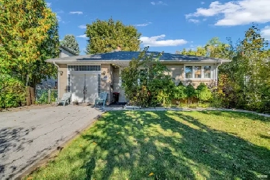 Furnished & all-inclusive: lower-level studio in North York! Image# 1