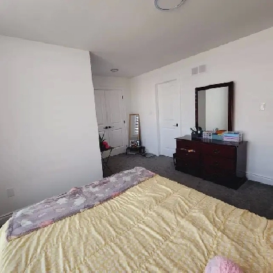 Private room for rent Image# 3