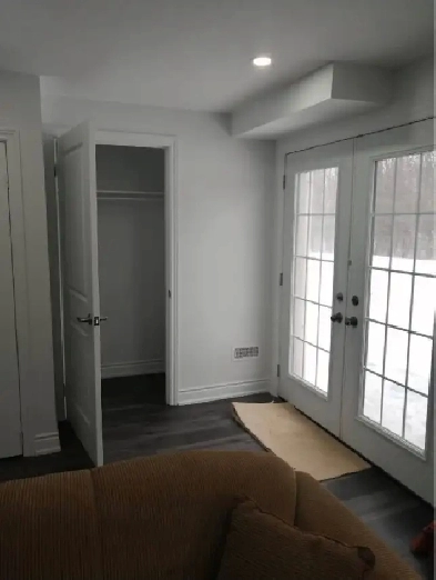 3 BEDROOM WALKOUT BASEMENT FOR RENT Image# 1