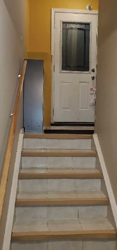 One bedroom basement for rent in Taralea Green Image# 1