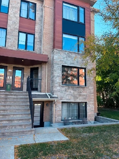 Condo à louer / Condo to rent Image# 1