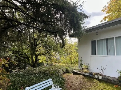 2 BED 1 BATH LADYSMITH DUPLEX Image# 5