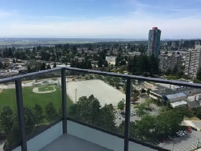 Metrotown luxury 1 Bed Den Condo Suite for rent Image# 1