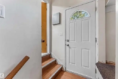 2 Bedrooms for rent Image# 1