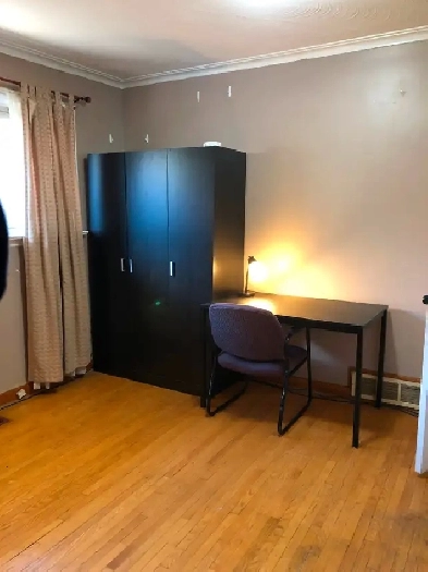 Main Floor Furnished Room for Rent at Bellamy Rd n Lawrence Ave Image# 1