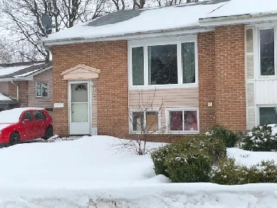 Attn Queens/SLC Students:   5 Bedroom House Avail May 1, 2027 Image# 6