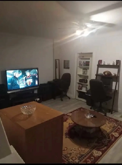 Large 4 bedroom apartment in Little Italy Image# 1