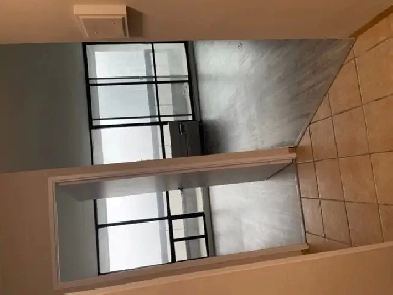 Renovated One Bedroom Unit with parking for November 1st Image# 1