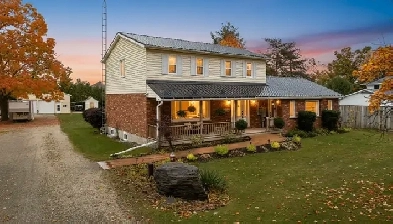 Just Listed! - 5627 Line 7 N Moonstone - HEATED WORKSHOP! Image# 1