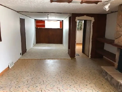 BANFF TRAIL – LARGE AND BRIGHT 1 BEDROOM BSMT SUITE OF A HOUSE Image# 1