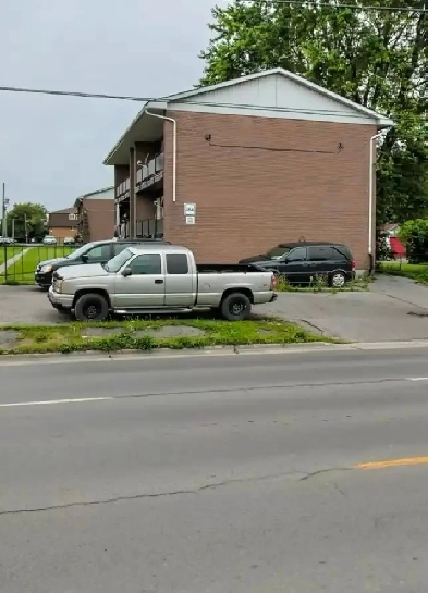 2 BEDROOM APARTMENT FOR RENT - 366 SIDNEY STREET BELLEVILLE ON Image# 1