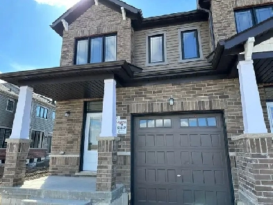 Room for Rent Barrie!! (Utilities   Parking Included) Image# 6