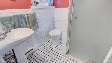 Spacious 1Bedroom Basement in Prestigious Wychwood Neighbourhood Image# 1