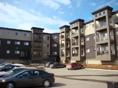 Furnished 2bedroom condo with underground parking in Willowgrove Image# 7