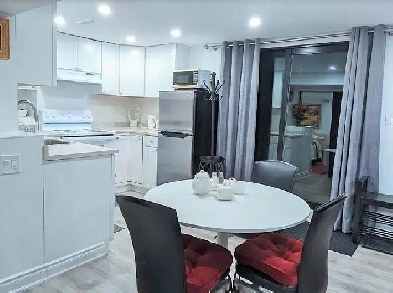 North York Furnished 1-Bedroom Private Apartment Image# 1
