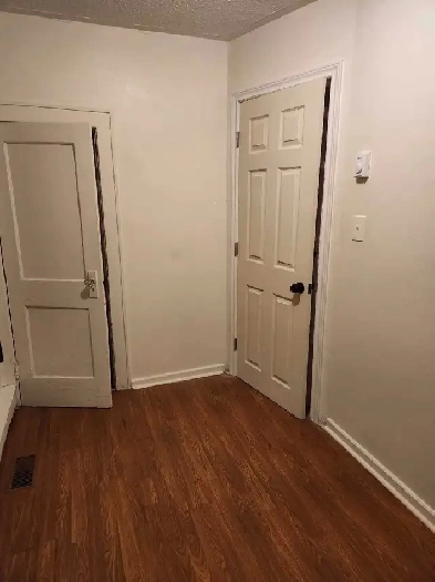 Apt for rent Image# 1