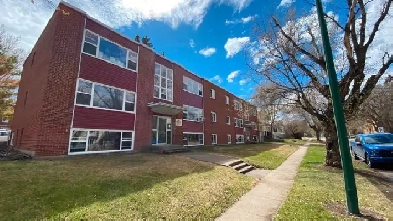 2 Bedroom Apartment in Great East Hill Location Image# 2