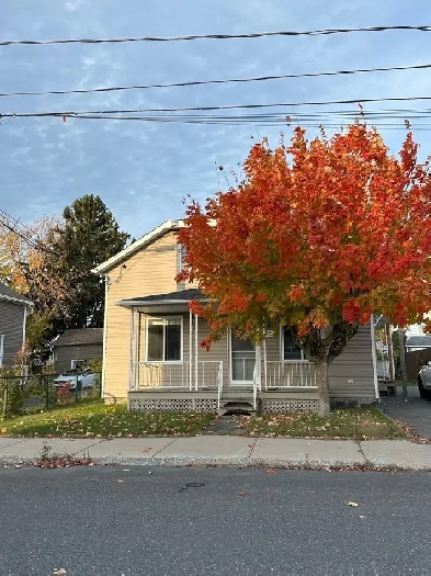 4 1/2 Drummondville Image# 10