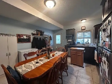 Lower- 63 Birkinshaw Road Image# 8
