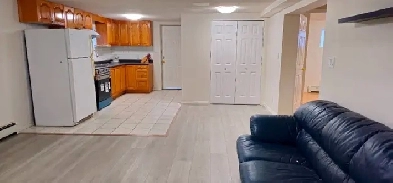 Private 3 large bedroom suite near David Thompson sch. for rent Image# 1