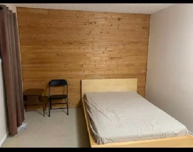 furnished Bedroom in Millwoods Image# 1