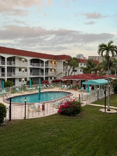 Condo Hallandale beach, Floride Image# 1