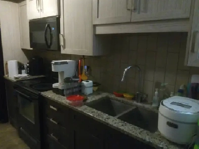 Prime location! 2BR   1.5 Bathroom in downtown Image# 1