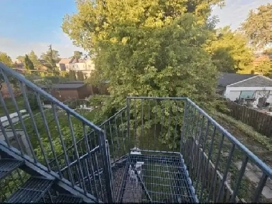 cuarto en casa compartida /unfurnished room shared house TTCnear Image# 1