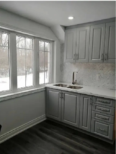 3 BEDROOM WALKOUT BASEMENT FOR RENT Image# 2