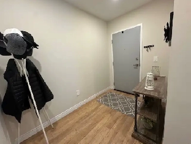 2-Bed – Bright & Modern – Walk to Everything! Image# 1