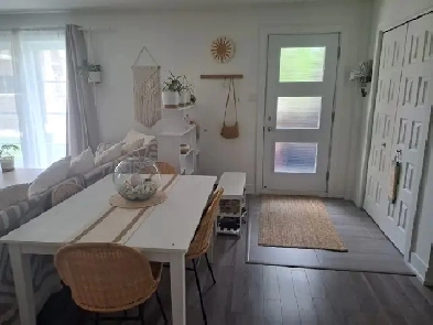 4 et demi 100% MEUBLÉ (Sous-location de 6 mois) Image# 22