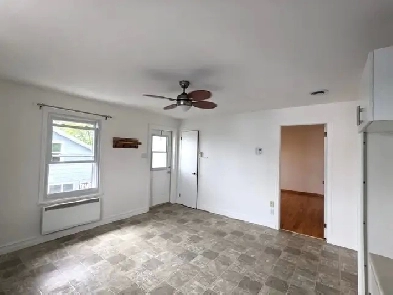 5 1/2 appartement à louer, 3 chambres à coucher 1 salle de bain Image# 1