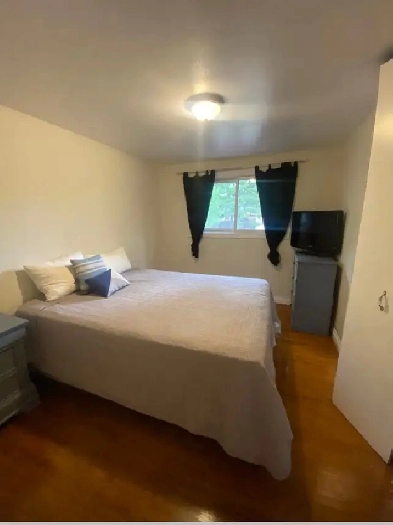 Beautiful Cambridge 3 Bedroom Home Image# 3
